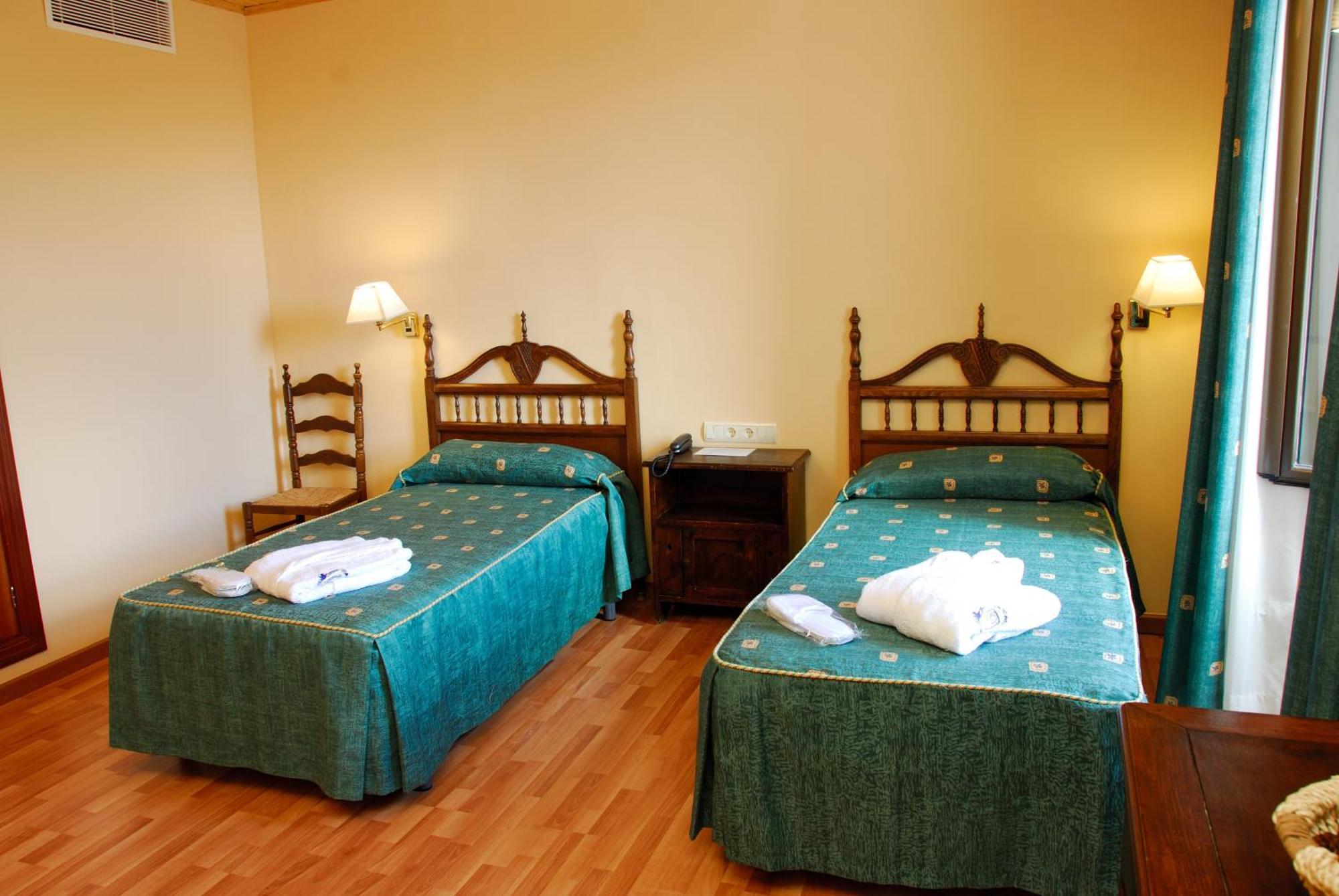 Hotel Balneari De Vallfogona De Riucorb Екстериор снимка