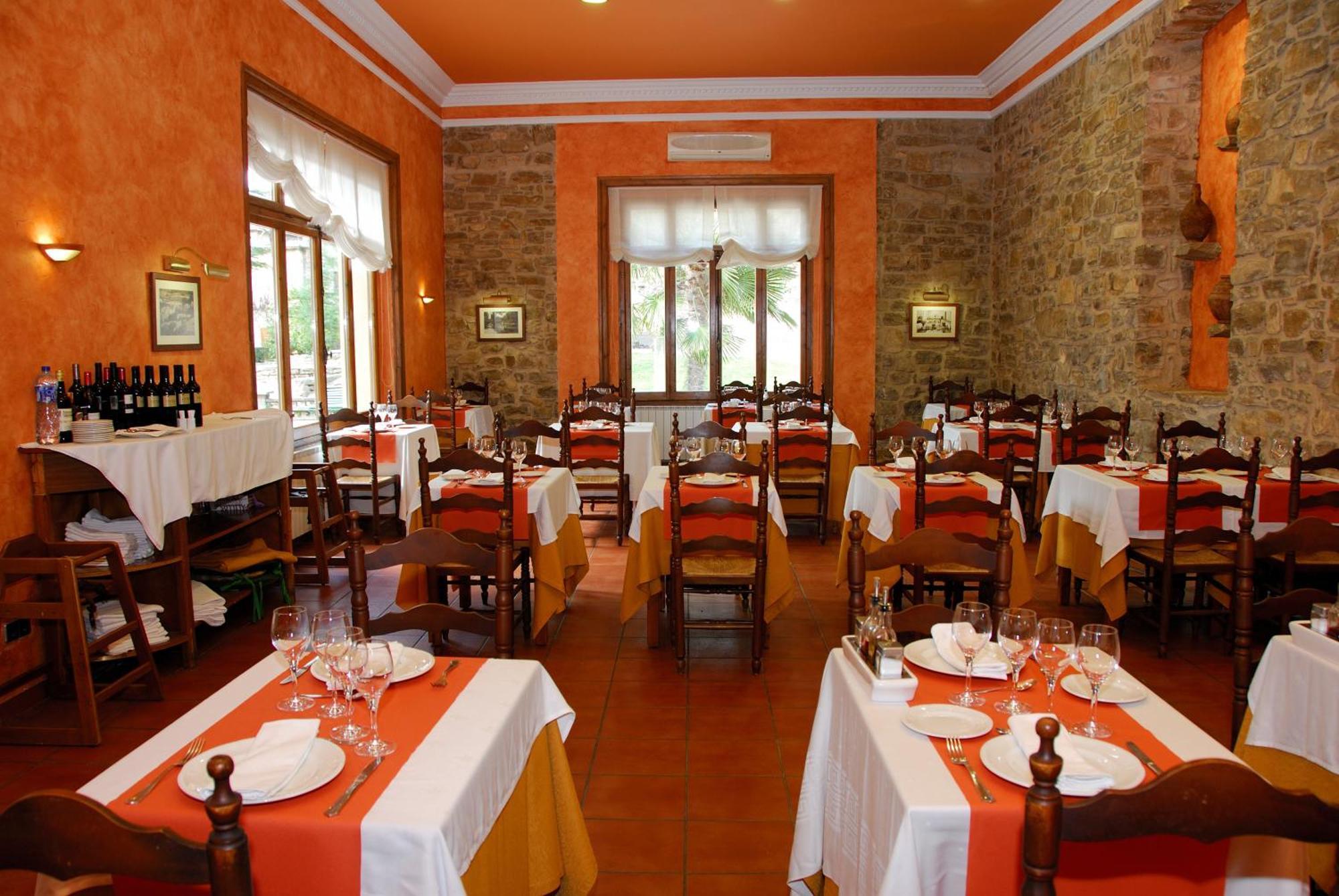 Hotel Balneari De Vallfogona De Riucorb Екстериор снимка